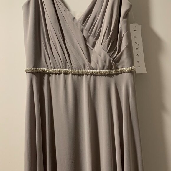 Brand new gown for Prom, Wedding or formal event. Size 10. Color dessert gray. - Picture 2 of 7